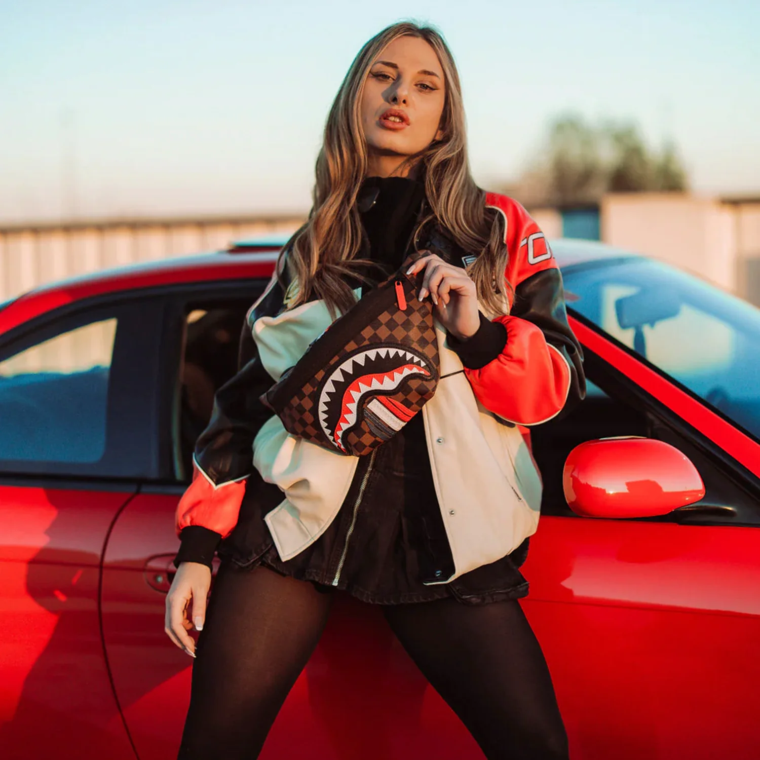 Canguro Urbano Unisex Sprayground Cangurera Machine Française - Imagen 6
