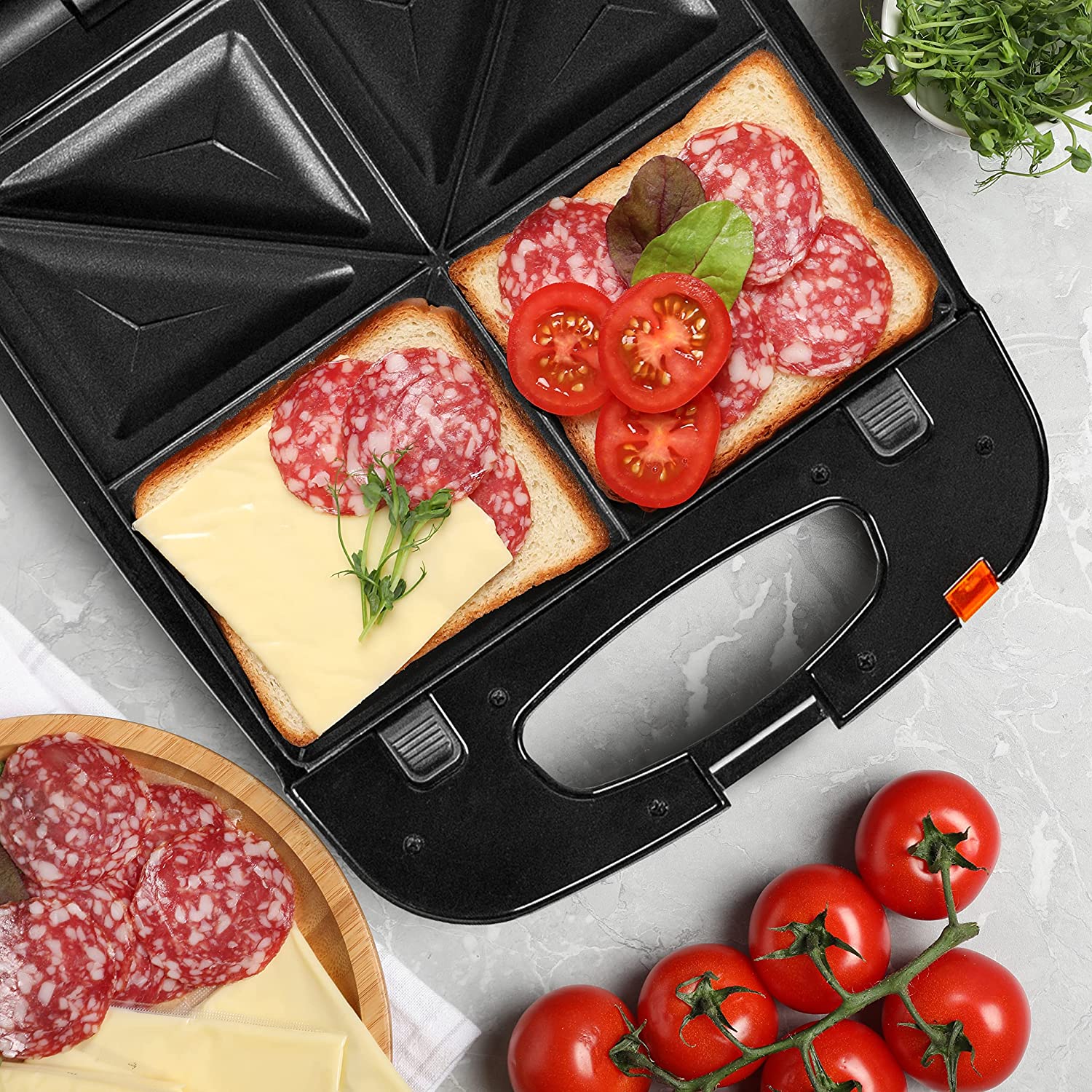 Duronic SWM60 Máquina para hacer snacks 3 en 1 | Parrilla, gofrera y sandwichera | 3 sets de placas intercambiables | 1200W | Antiadherente | Prepare, gofres, tostadas, comida a la parrilla - Imagen 2